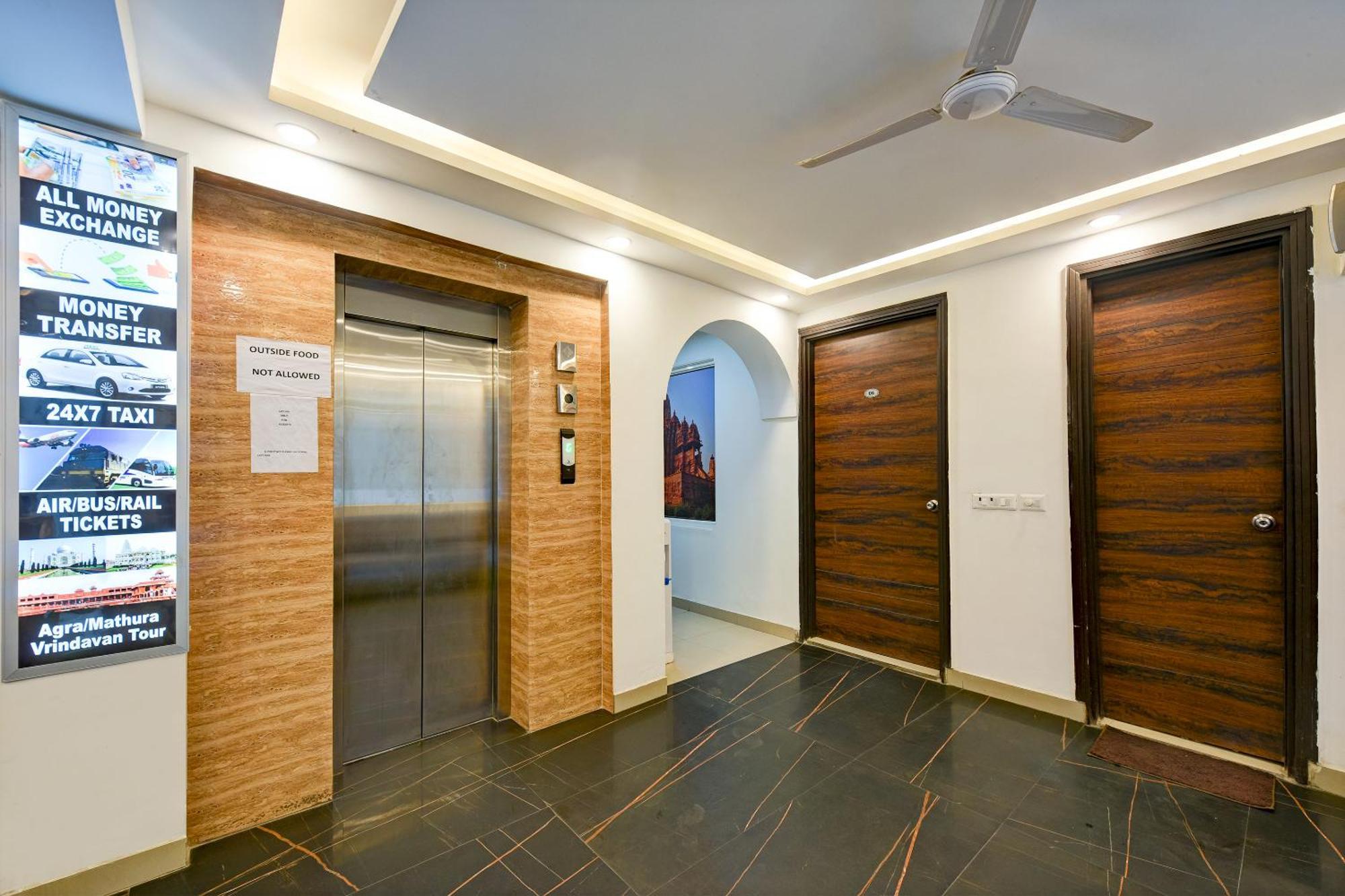 Empire By Delhi Airport 4*